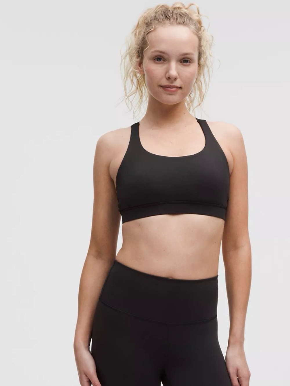 Lululemon LIGHT BLUE Energy Sports Bra (SIZE 6)
